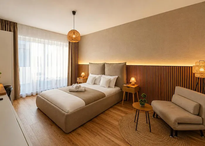 Adara Suite With Parking -Tractoru Coresi